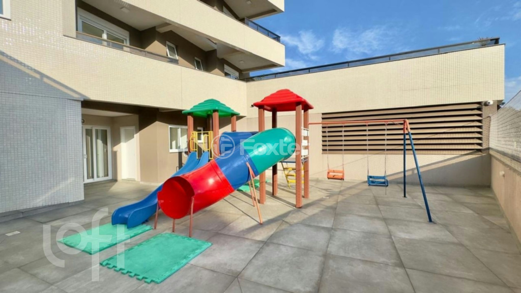Apartamento à venda com 3 quartos, 125m² - Foto 27