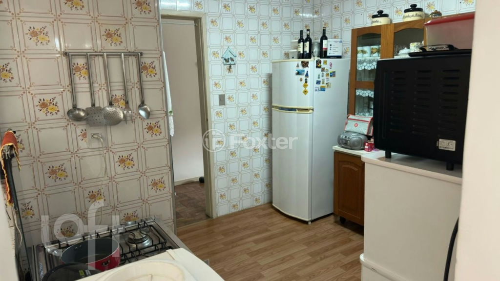 Apartamento à venda com 2 quartos, 77m² - Foto 3