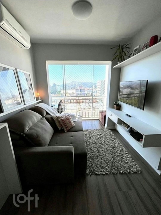 Apartamento à venda com 2 quartos, 56m² - Foto 1