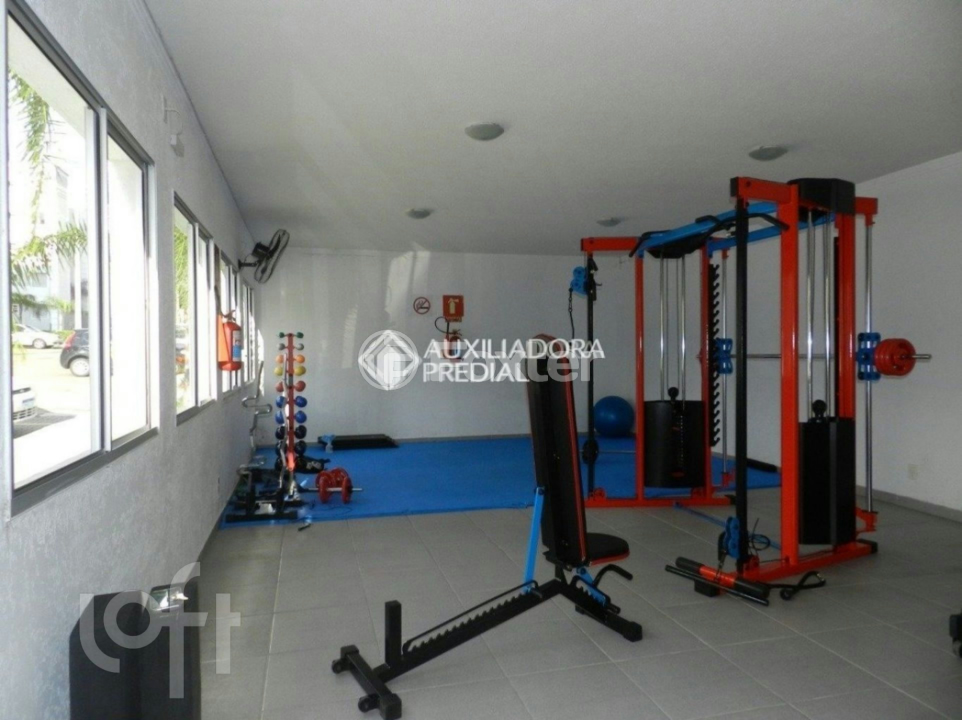Apartamento à venda com 2 quartos, 44m² - Foto 4