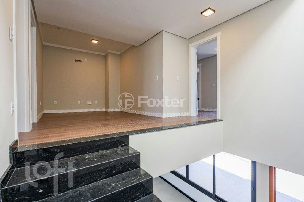 Casa de Condomínio à venda com 3 quartos, 225m² - Foto 28