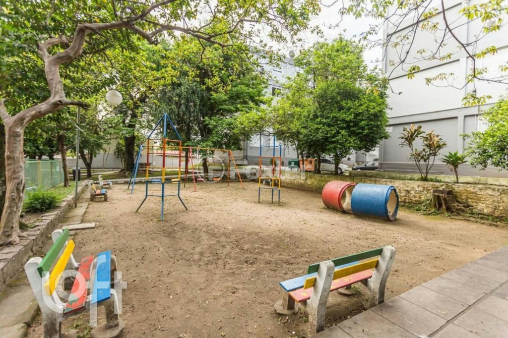 Apartamento à venda com 2 quartos, 48m² - Foto 18