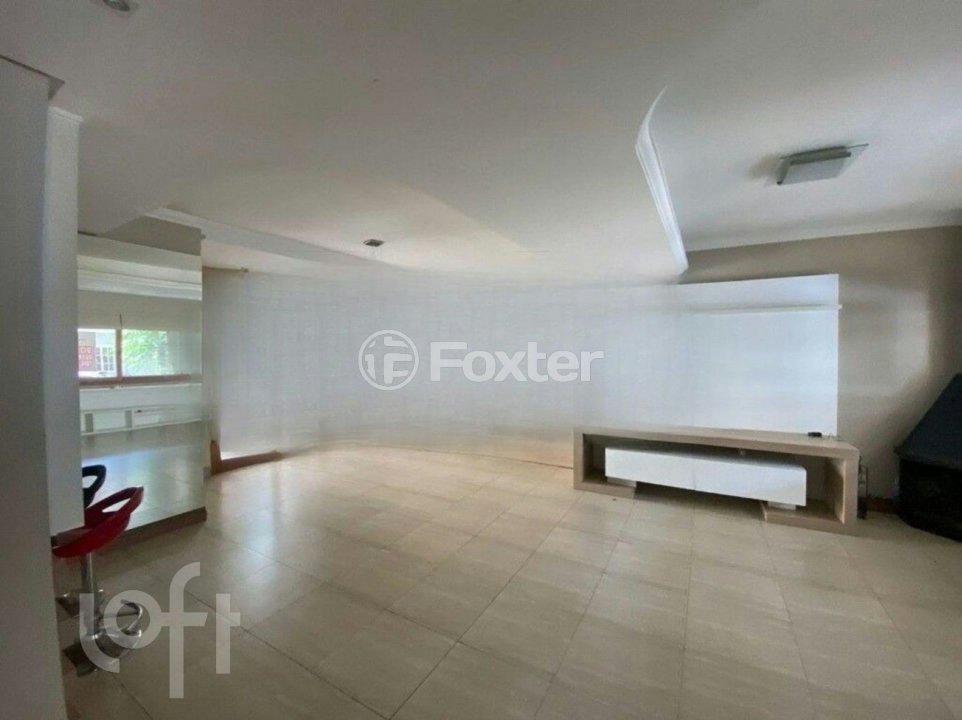 Casa à venda com 4 quartos, 218m² - Foto 3