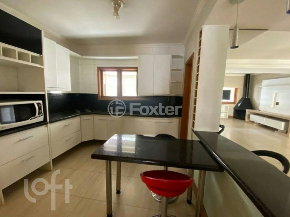 Casa à venda com 4 quartos, 218m² - Foto 5