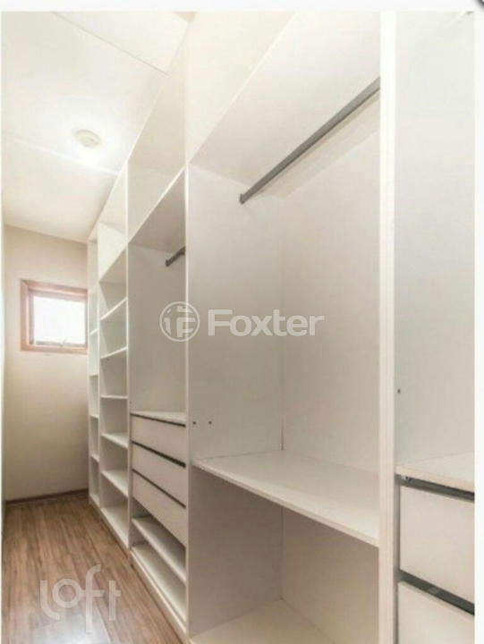 Casa à venda com 4 quartos, 218m² - Foto 11