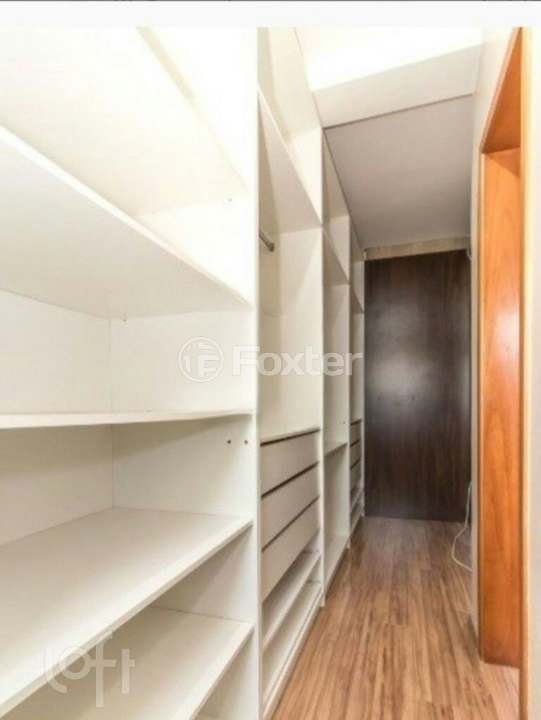 Casa à venda com 4 quartos, 218m² - Foto 12