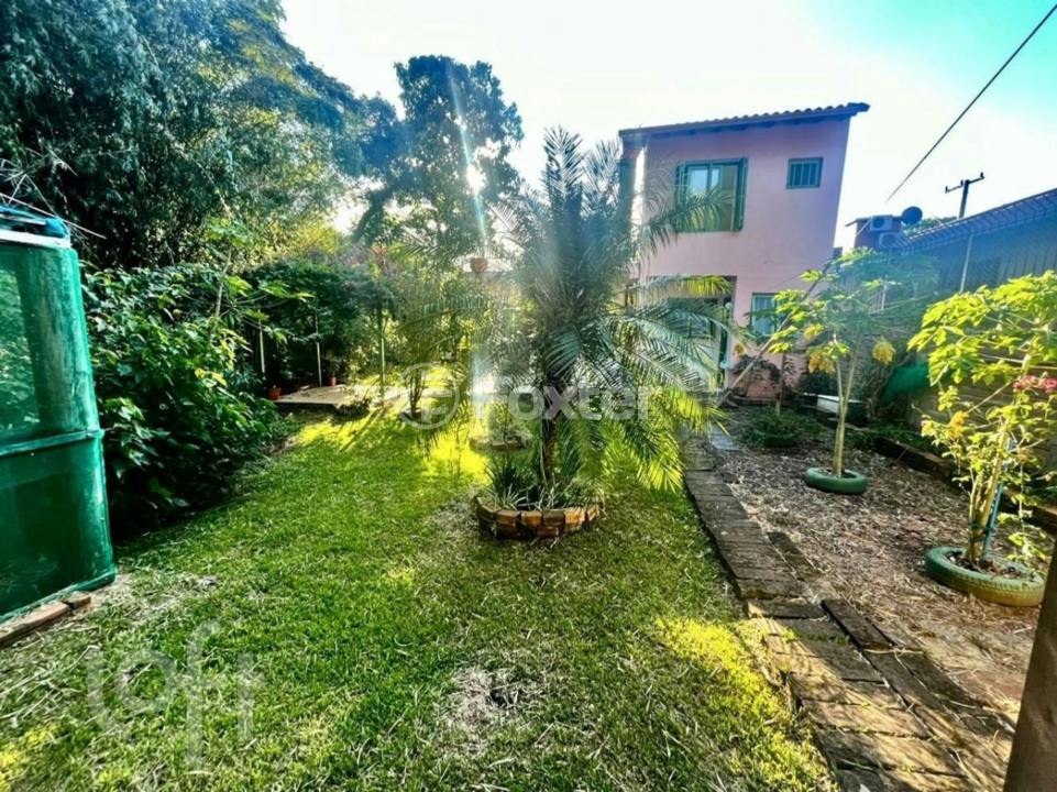 Casa à venda com 2 quartos, 106m² - Foto 2