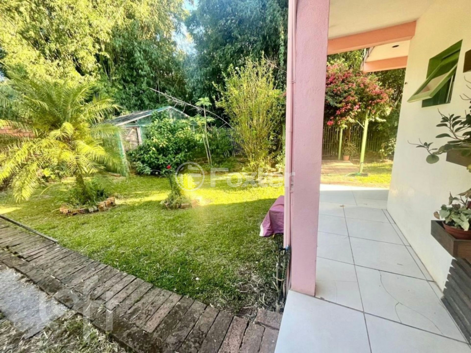 Casa à venda com 2 quartos, 106m² - Foto 3