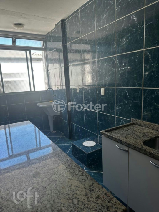 Apartamento à venda com 2 quartos, 62m² - Foto 5