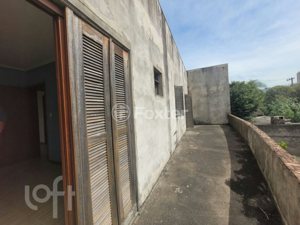 Casa à venda com 3 quartos, 215m² - Foto 9