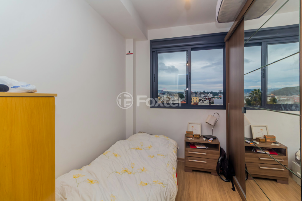 Apartamento à venda com 2 quartos, 57m² - Foto 1