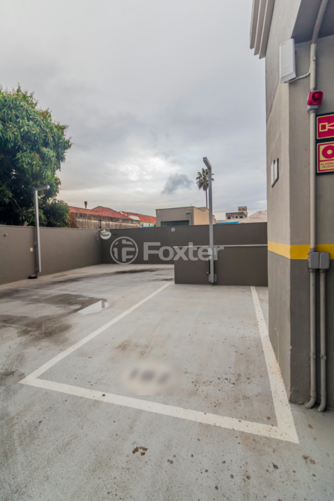 Apartamento à venda com 2 quartos, 57m² - Foto 18