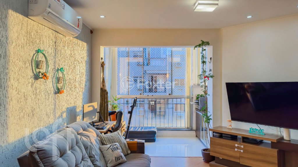 Apartamento à venda com 3 quartos, 76m² - Foto 2