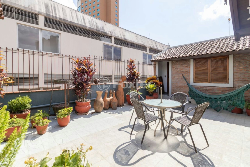 Cobertura à venda com 3 quartos, 195m² - Foto 2
