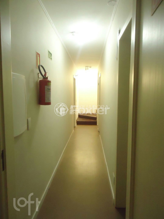 Casa à venda com 1 quarto, 435m² - Foto 9