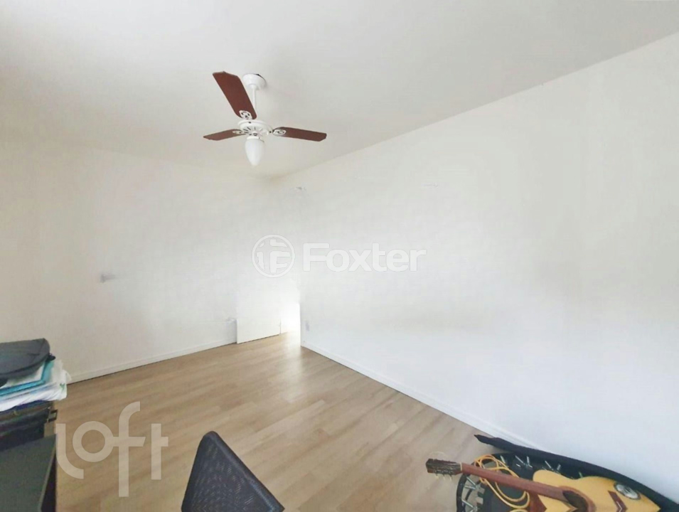 Casa à venda com 3 quartos, 240m² - Foto 17