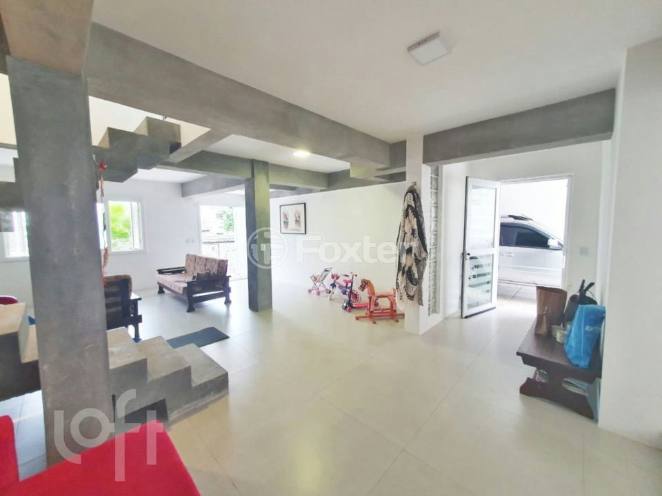 Casa à venda com 3 quartos, 240m² - Foto 9
