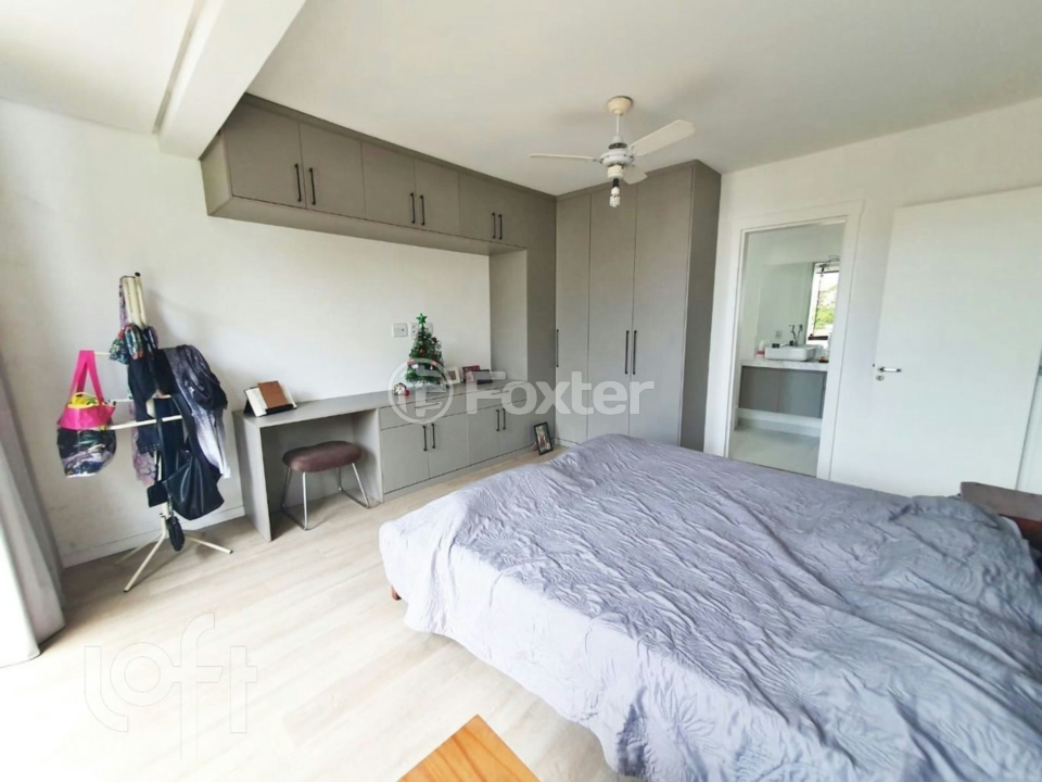 Casa à venda com 3 quartos, 240m² - Foto 14