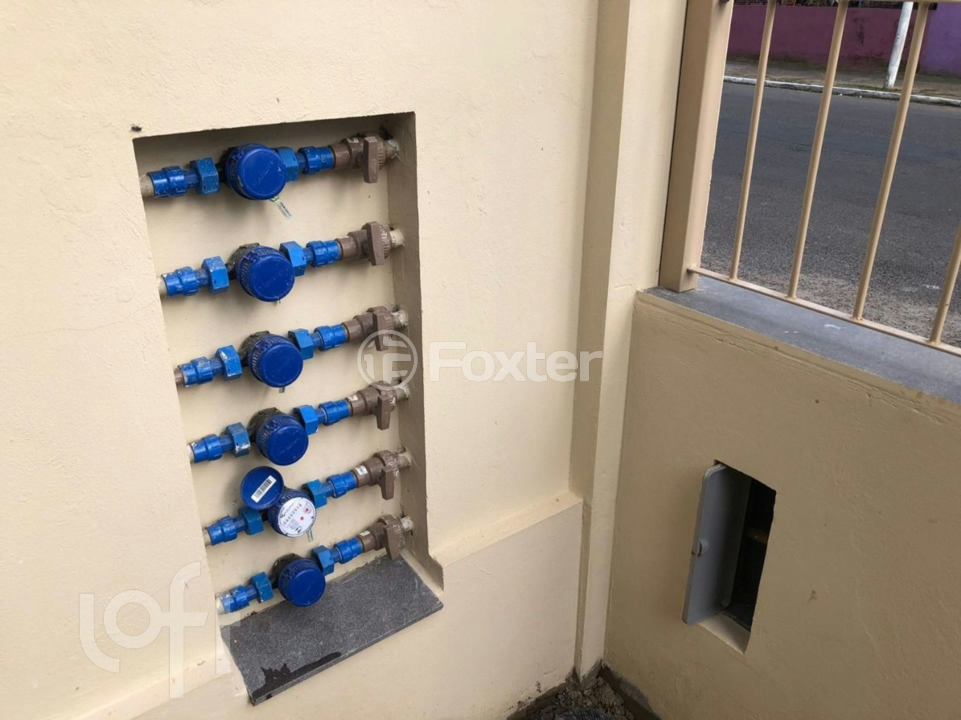 Apartamento à venda com 2 quartos, 59m² - Foto 18