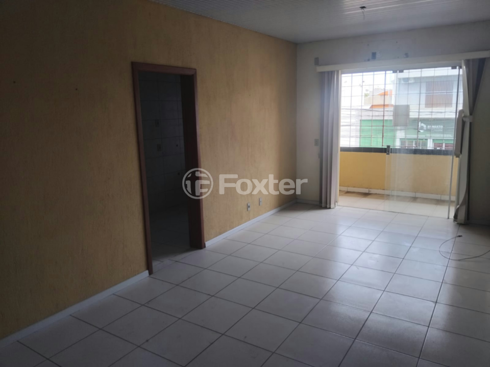 Apartamento à venda com 2 quartos, 83m² - Foto 2