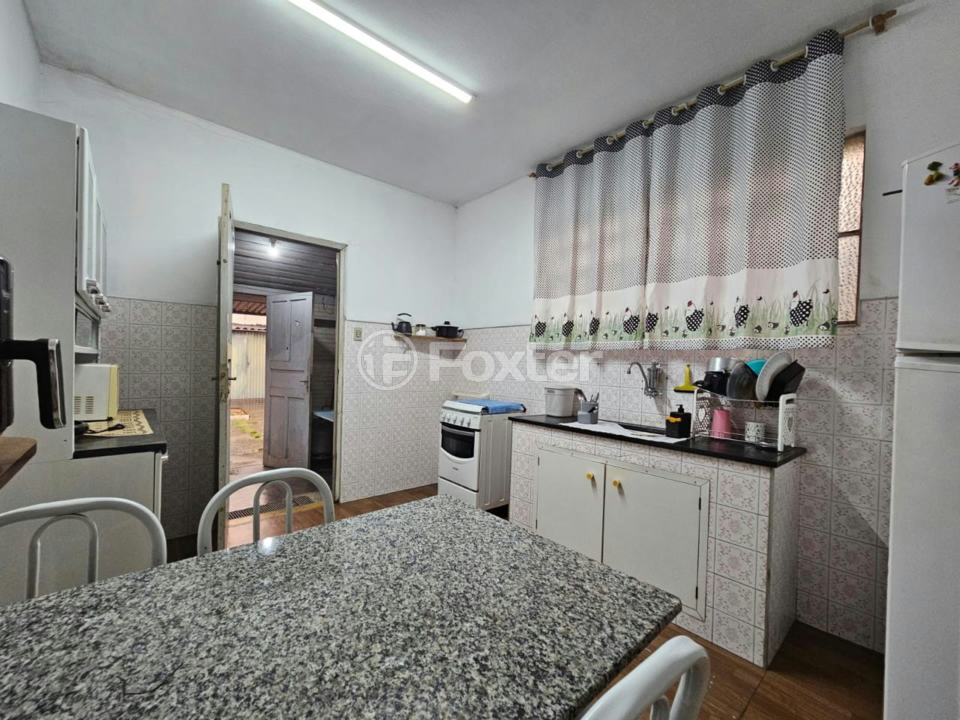Casa à venda com 2 quartos, 150m² - Foto 13