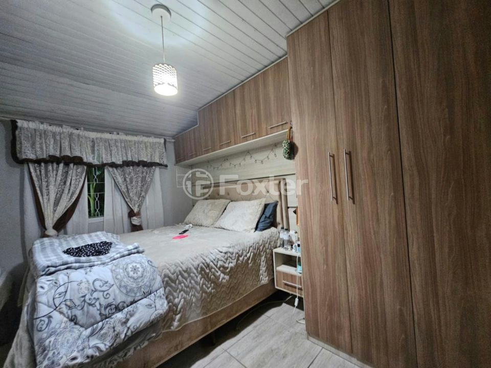Casa à venda com 2 quartos, 150m² - Foto 4
