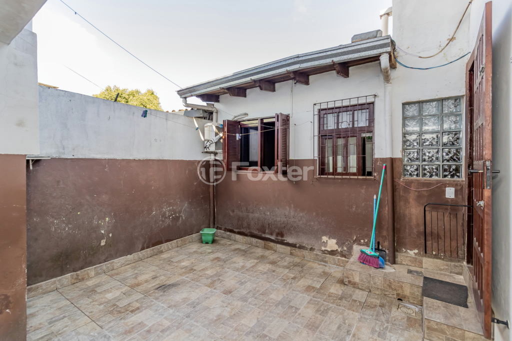 Casa à venda com 3 quartos, 120m² - Foto 25