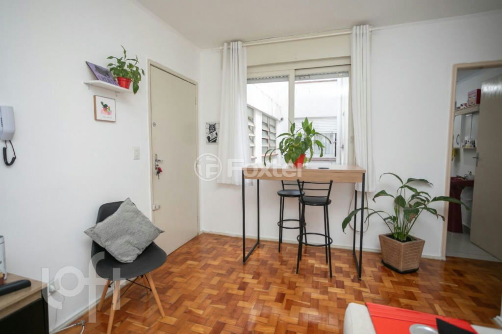 Apartamento à venda com 1 quarto, 39m² - Foto 1
