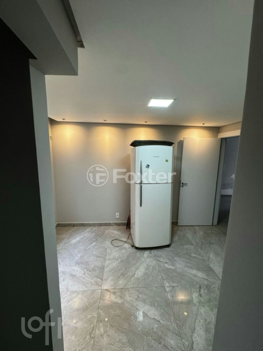 Apartamento à venda com 2 quartos, 43m² - Foto 5