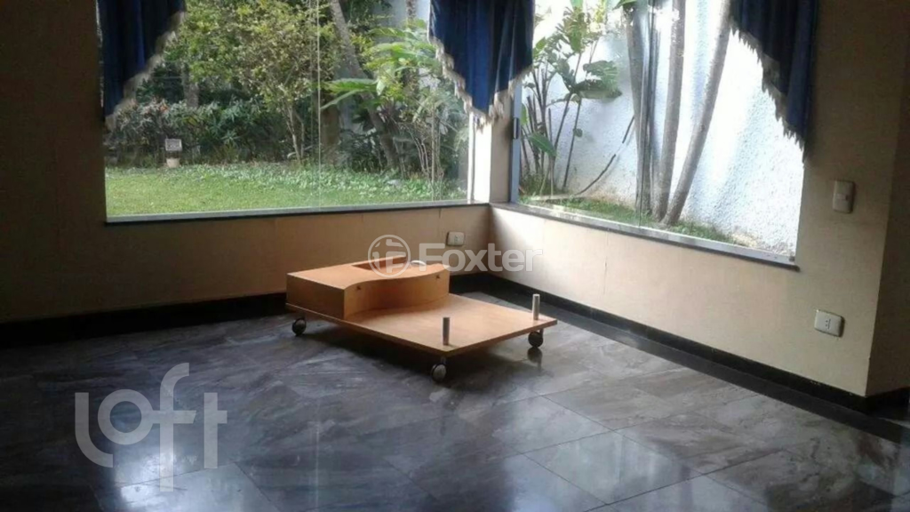 Casa à venda com 4 quartos, 793m² - Foto 1