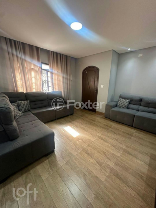 Casa à venda com 3 quartos, 208m² - Foto 4