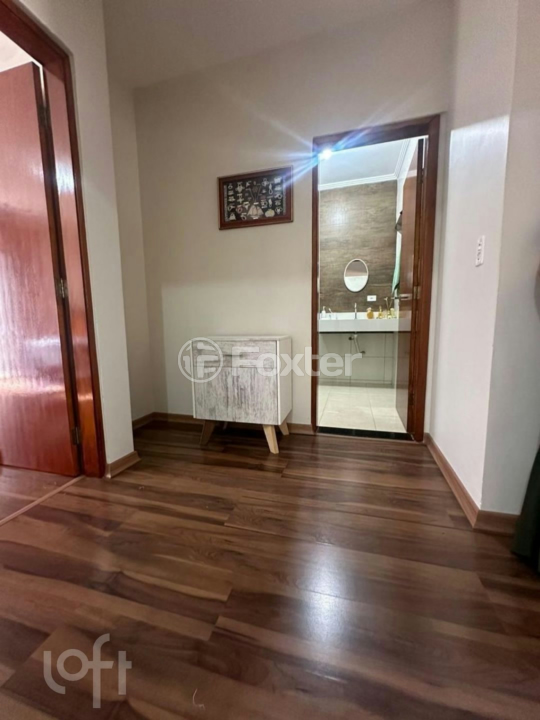 Casa à venda com 3 quartos, 208m² - Foto 11