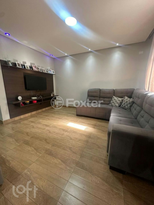 Casa à venda com 3 quartos, 208m² - Foto 3