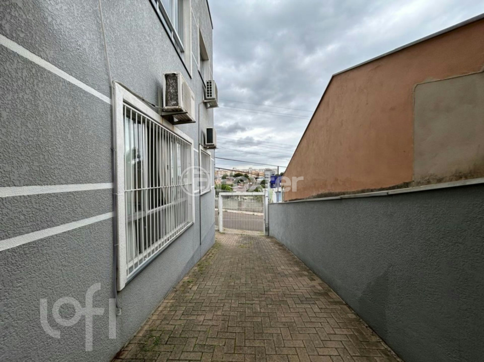 Apartamento à venda com 2 quartos, 62m² - Foto 17
