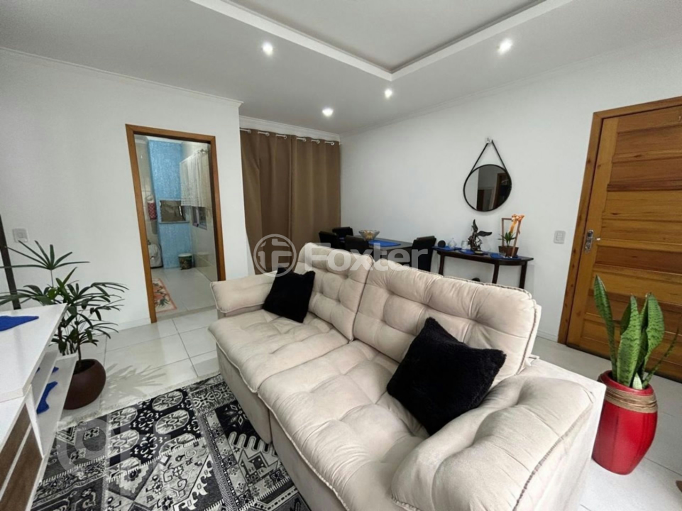 Apartamento à venda com 2 quartos, 62m² - Foto 1
