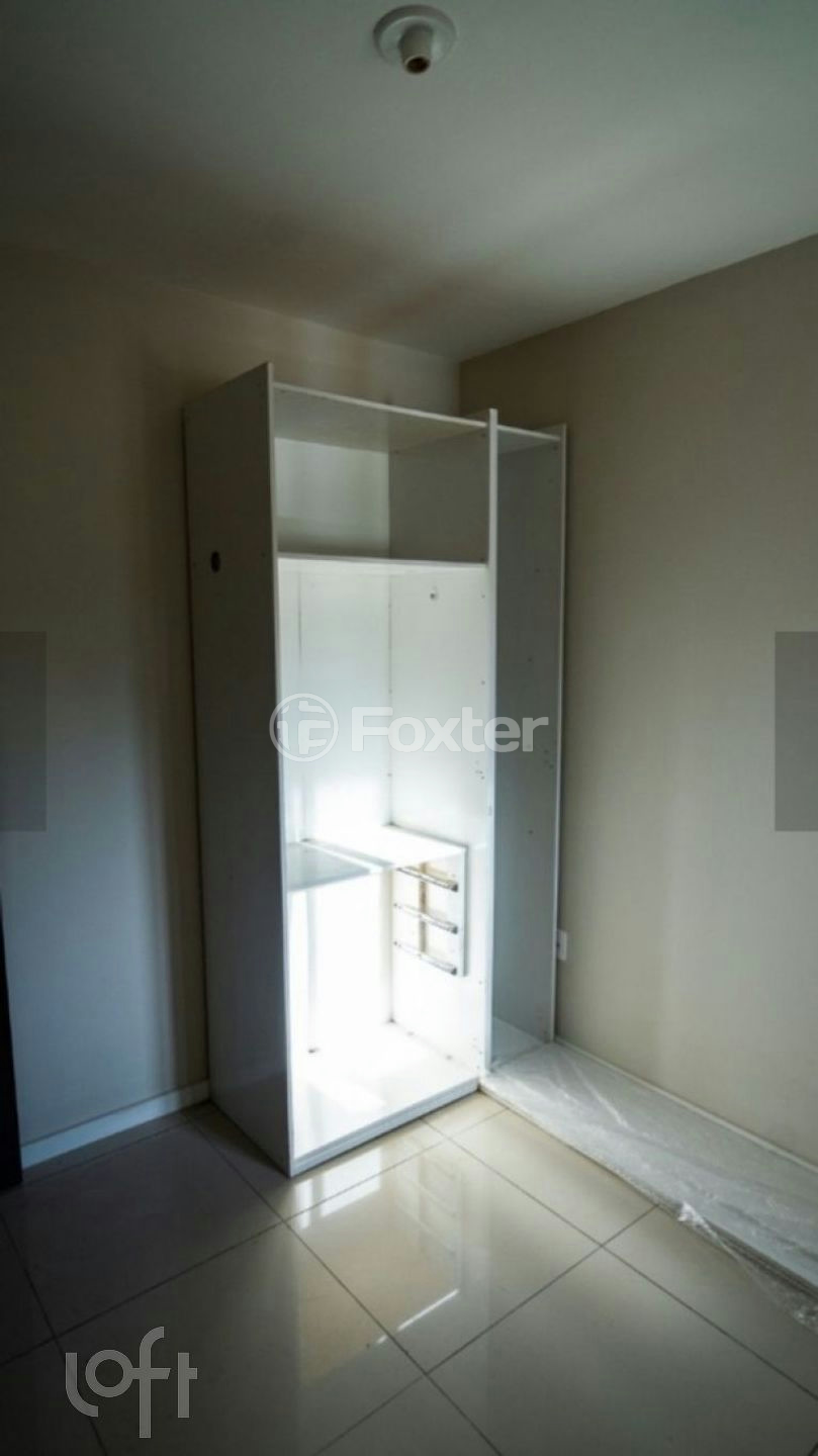Casa à venda com 2 quartos, 51m² - Foto 9