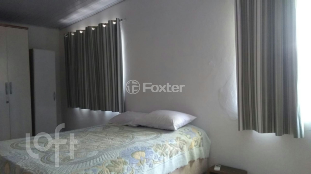 Casa à venda com 5 quartos, 156m² - Foto 9