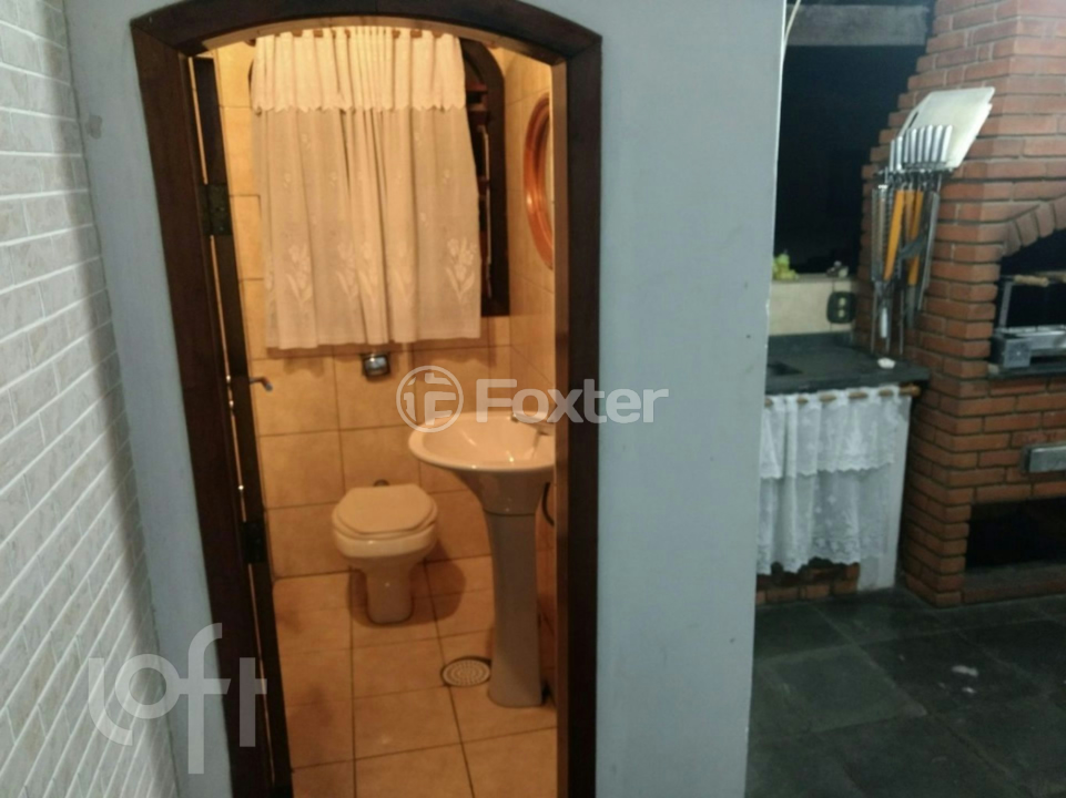 Casa à venda com 2 quartos, 208m² - Foto 4