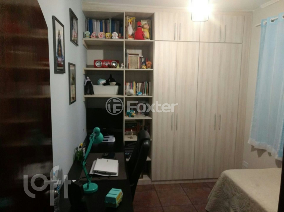Casa à venda com 2 quartos, 208m² - Foto 1