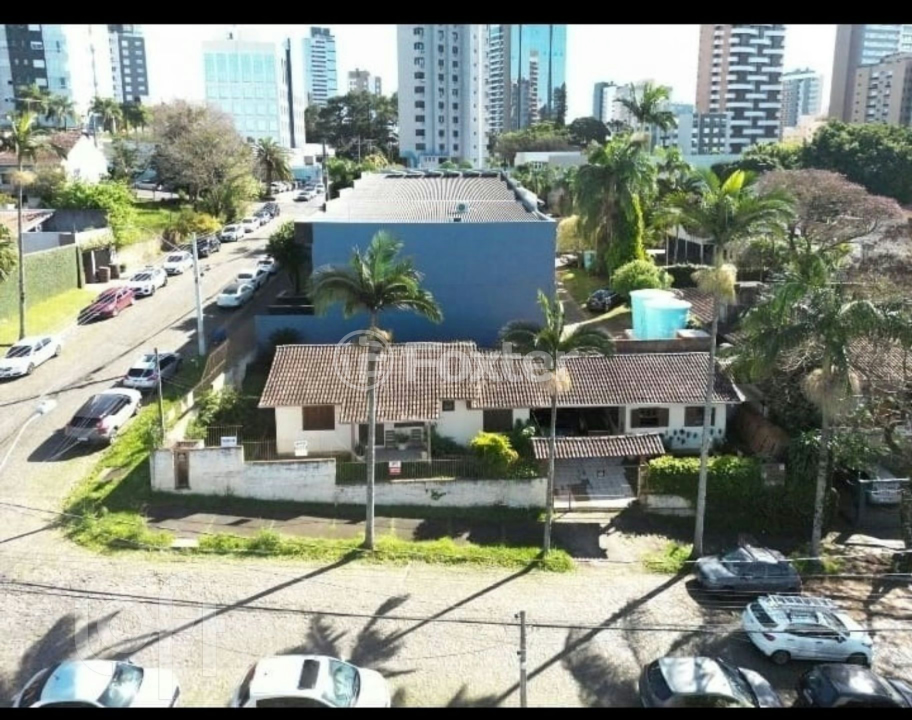 Casa à venda com 4 quartos, 182m² - Foto 2