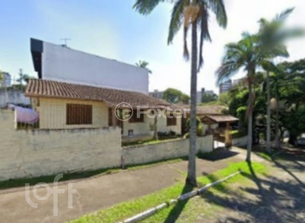 Casa à venda com 4 quartos, 182m² - Foto 1
