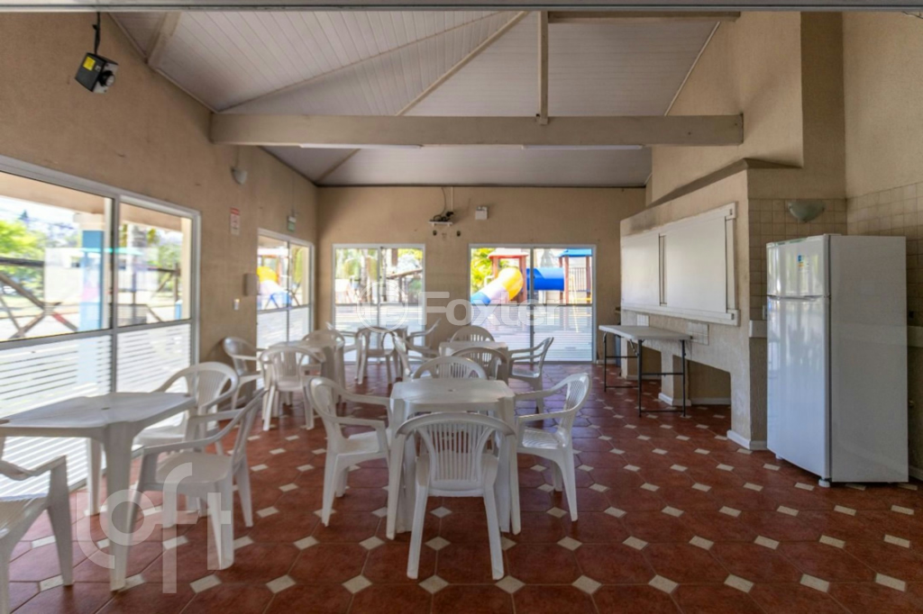 Casa à venda com 3 quartos, 86m² - Foto 35