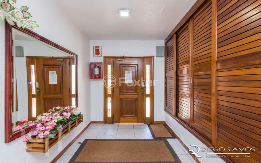 Apartamento à venda com 2 quartos, 46m² - Foto 11