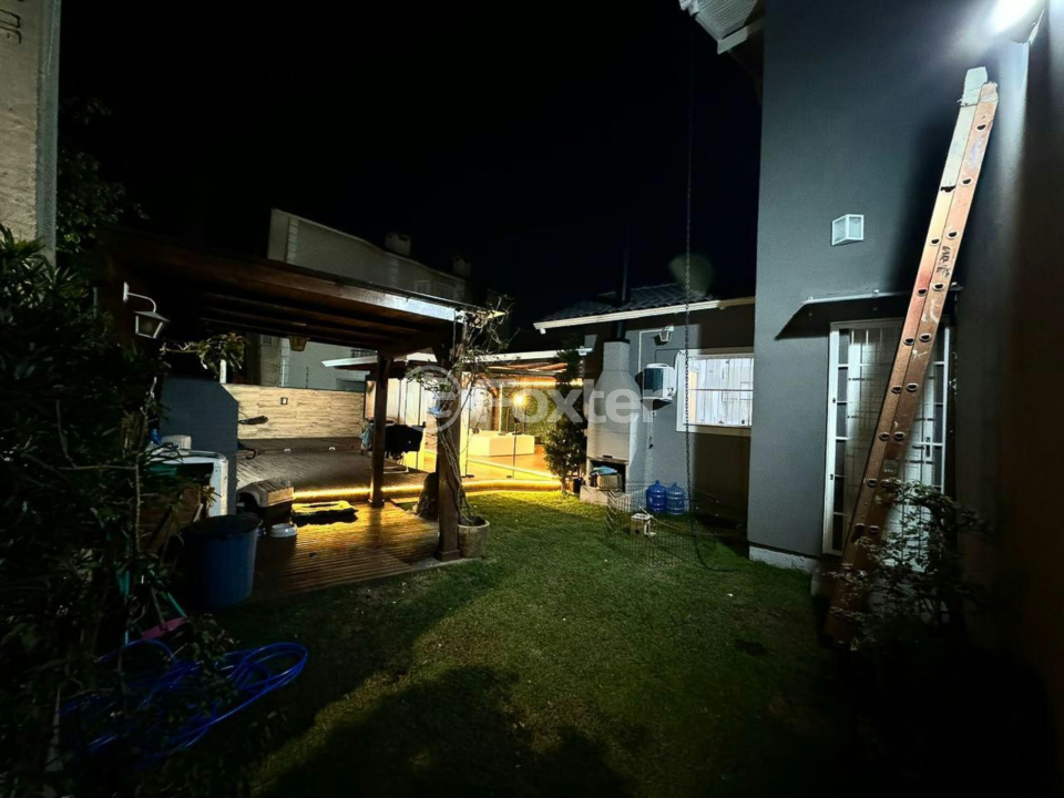 Casa à venda com 3 quartos, 195m² - Foto 7