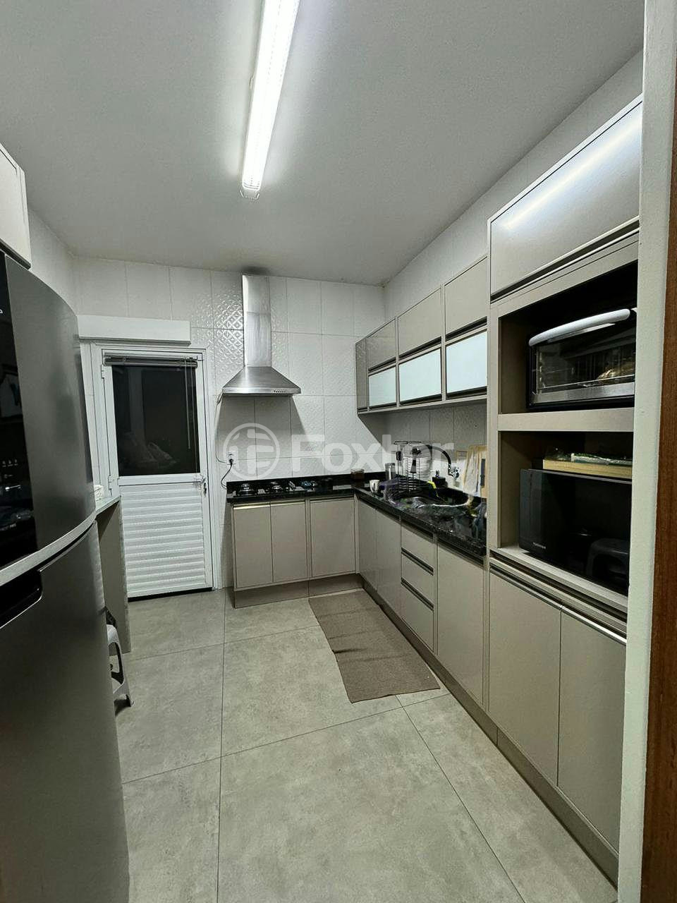Casa à venda com 3 quartos, 195m² - Foto 8