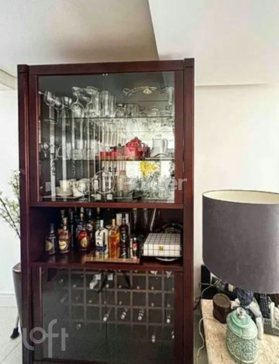 Apartamento à venda com 1 quarto, 58m² - Foto 4