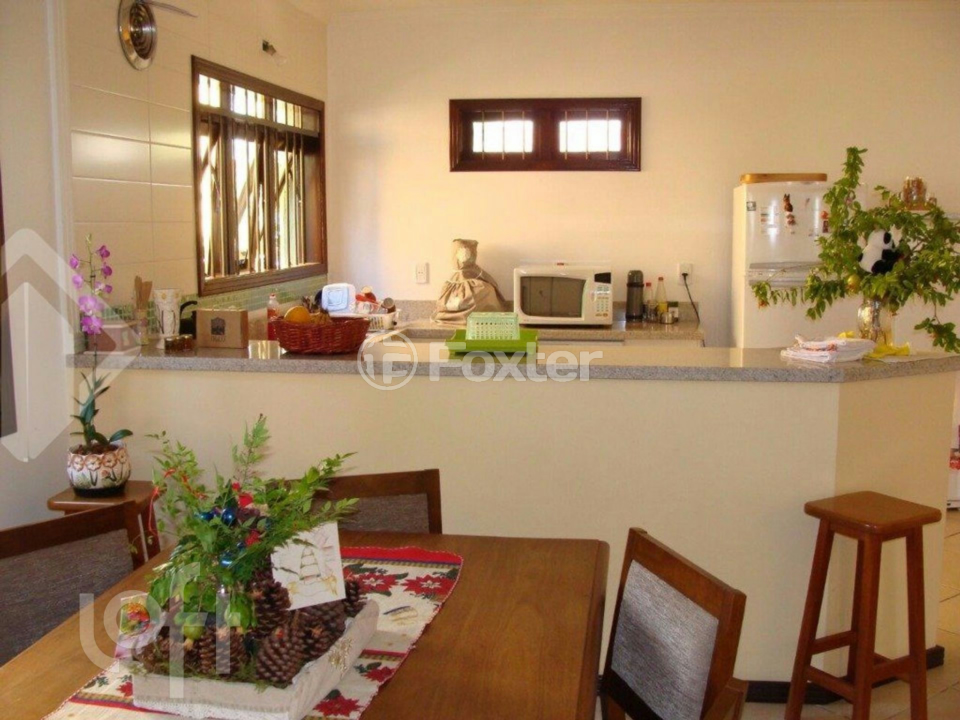 Casa à venda com 3 quartos, 350m² - Foto 8