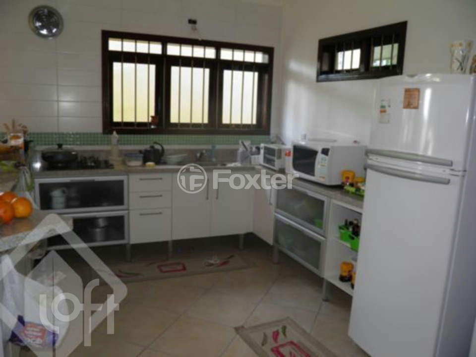 Casa à venda com 3 quartos, 350m² - Foto 9