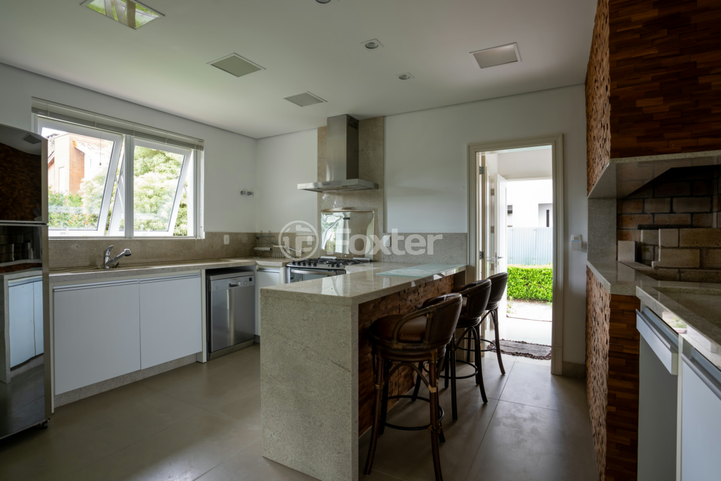 Casa de Condomínio à venda com 3 quartos, 275m² - Foto 15