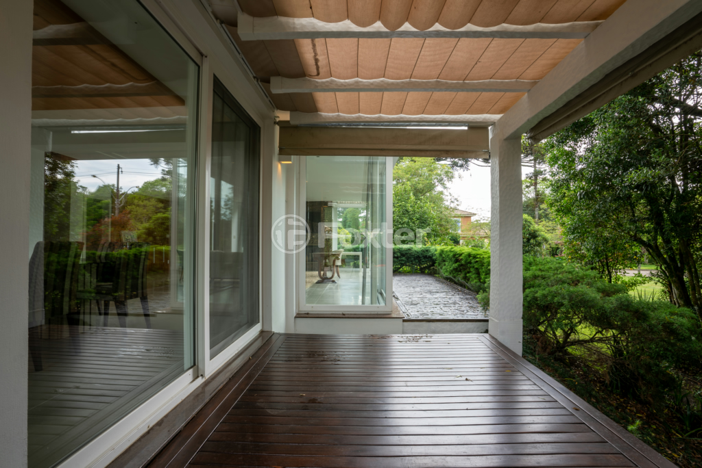 Casa de Condomínio à venda com 3 quartos, 275m² - Foto 24